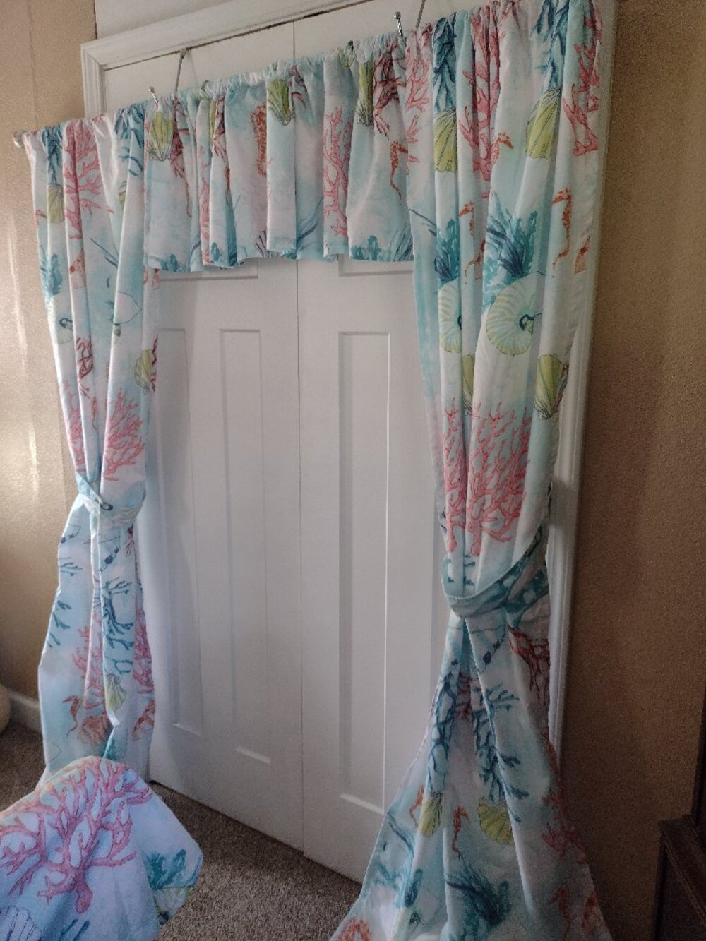 Sarasota 10-Piece Window Valance, Panel Pair With Tiebacks By Barefoot Bungalow